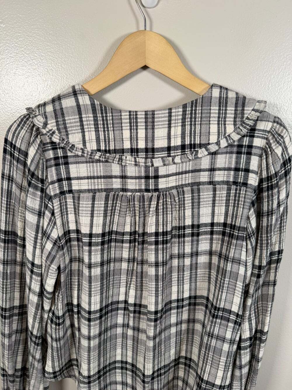 Pilcro Anthropologie Keira Top Size Small Black Ivory Plaid Peter Pan Collar - Picture 10 of 12